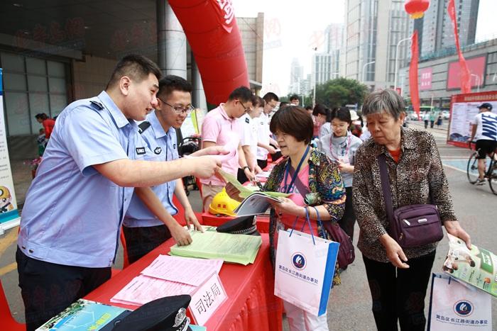 新奥长期免费资料大全，精准，实用释义、解释与落实的深度解析